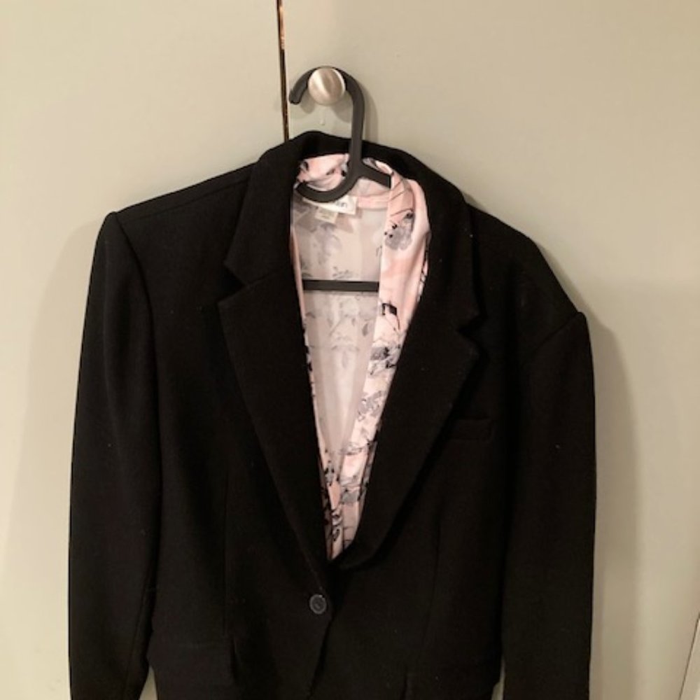 Adrienne Vittadini Ladies Black Blazer Size L